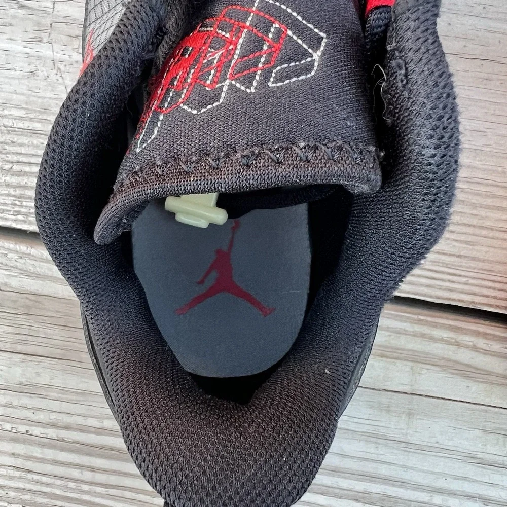 Size‎ 8 - Jordan One Take 4 Bred
